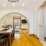 Alfama Deluxe Apartment By Whome